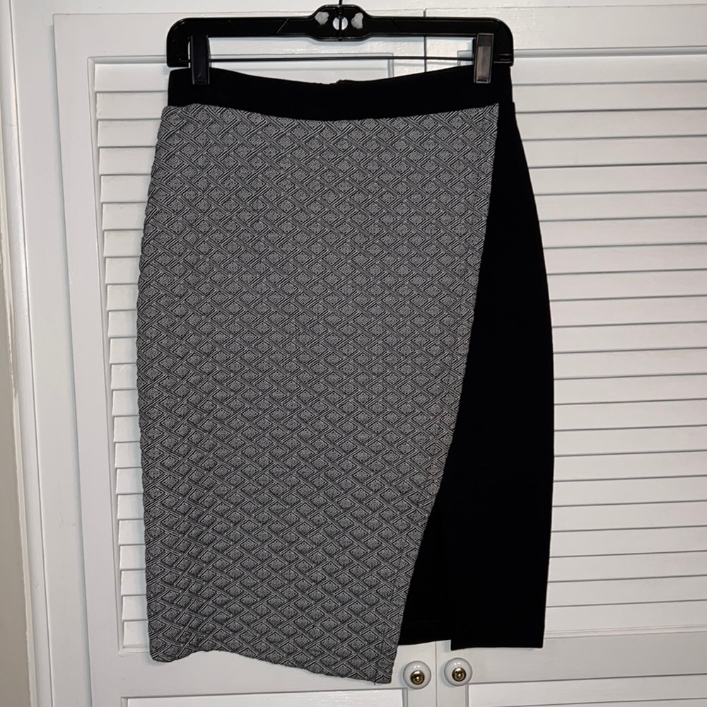 Anthropologie Skirt HD in Paris
